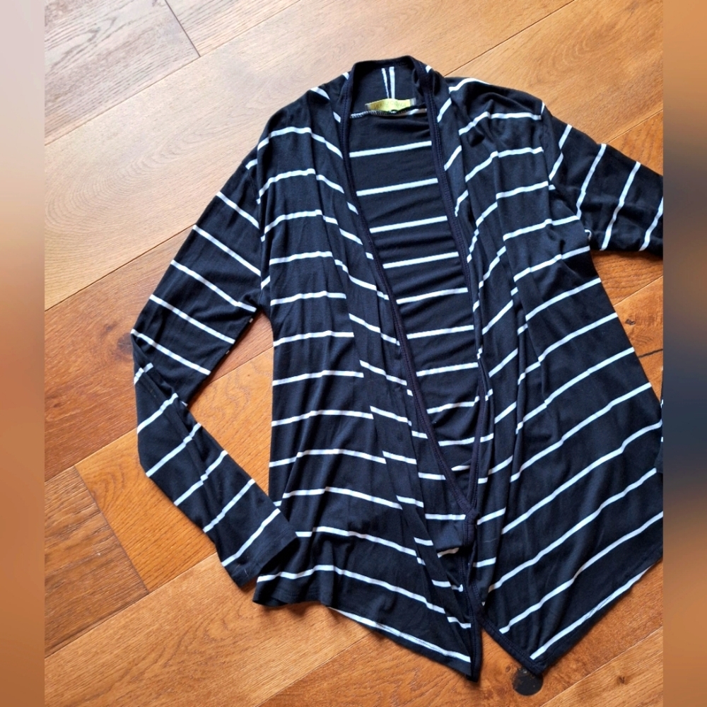 Open Front Cardigan - Picture 2 of 11
